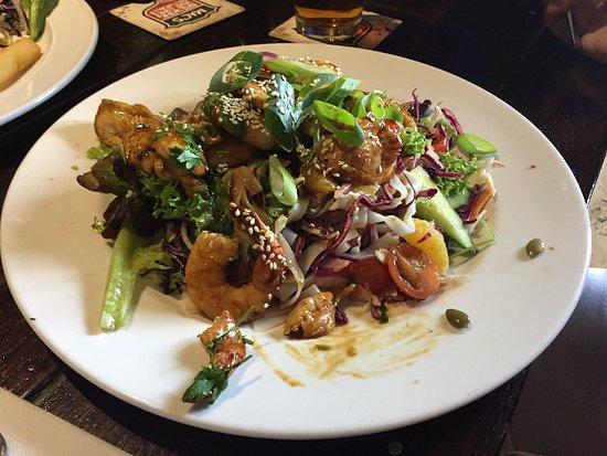 Smugglers Pub and Cafe